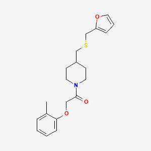 1-(4-(((Furan-2-ylmethyl)thio)methyl)piperidin-1-yl)-2-(o-tolyloxy)ethanone
