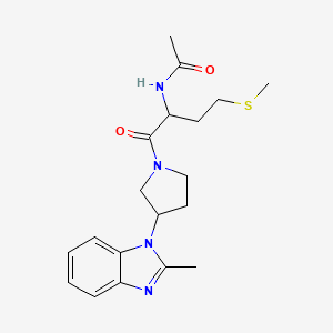 molecular formula C19H26N4O2S B2807589 N-(1-(3-(2-methyl-1H-benzo[d]imidazol-1-yl)pyrrolidin-1-yl)-4-(methylthio)-1-oxobutan-2-yl)acetamide CAS No. 2034209-58-8