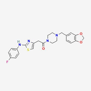 molecular formula C23H23FN4O3S B2807653 1-(4-(苯并[d][1,3]二噁英-5-基甲基)哌嗪-1-基)-2-(2-((4-氟苯基)氨基)噻唑-4-基)乙酮 CAS No. 1172783-67-3