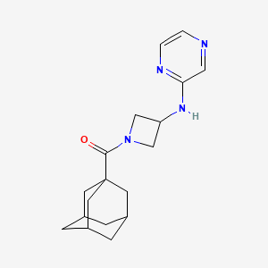 molecular formula C18H24N4O B2807690 ((3r,5r,7r)-孔雀石-1-基)(3-(吡啶-2-基氨基)氮杂环丁烷-1-基)甲酮 CAS No. 2177365-50-1