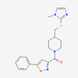 molecular formula C20H22N4O2S B2807814 (4-(((1-甲基-1H-咪唑-2-基)硫基)甲基)哌啶-1-基)(5-苯基异噁唑-3-基)甲酮 CAS No. 1428352-54-8