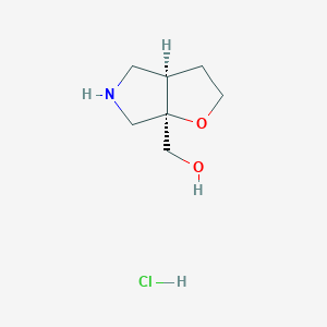 molecular formula C7H14ClNO2 B2809435 [(3Ar,6aR)-2,3,3a,4,5,6-hexahydrofuro[2,3-c]pyrrol-6a-yl]methanol;hydrochloride CAS No. 2402789-36-8