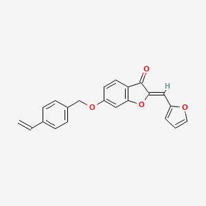 molecular formula C22H16O4 B2809476 (Z)-2-(呋喃-2-基甲烯基)-6-((4-乙烯基苯甲基)氧基)苯并呋喃-3(2H)-酮 CAS No. 622812-09-3