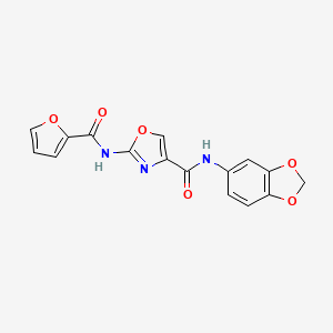 molecular formula C16H11N3O6 B2810195 N-(苯并[d][1,3]二噁杂环-5-基)-2-(呋喃-2-基甲酰基)噁唑-4-羧酰胺 CAS No. 1286712-71-7