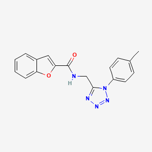 molecular formula C18H15N5O2 B2810214 N-((1-(p-tolyl)-1H-tetrazol-5-yl)methyl)benzofuran-2-carboxamide CAS No. 921054-73-1