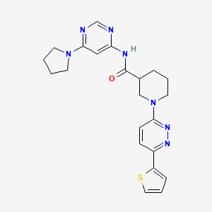 molecular formula C22H25N7OS B2810513 N-(6-(吡咯烷-1-基)嘧啶-4-基)-1-(6-(噻吩-2-基)吡啶并[3,2-d]嘧啶-3-基)哌啶-3-甲酰胺 CAS No. 1396686-36-4