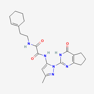 molecular formula C21H26N6O3 B2810717 N1-(2-(环己-1-烯-1-基)乙基)-N2-(3-甲基-1-(4-氧代-4,5,6,7-四氢-3H-环戊二嘧啶-2-基)-1H-吡唑-5-基)草酰胺 CAS No. 1014047-16-5