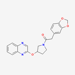 molecular formula C21H19N3O4 B2811099 2-(2H-1,3-苯并二氧杂-5-基)-1-[3-(喹喔啉-2-基氧基)吡咯啉-1-基]乙酮 CAS No. 2097887-99-3