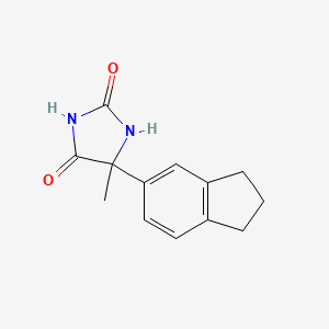 molecular formula C13H14N2O2 B2811728 5-(2,3-dihydro-1H-inden-5-yl)-5-methylimidazolidine-2,4-dione 