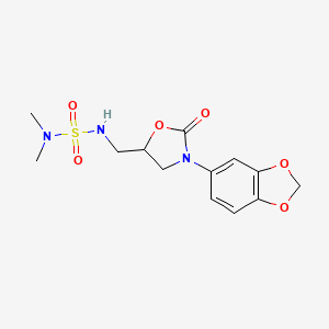 molecular formula C13H17N3O6S B2812511 3-(1,3-苯并二氧杂环[5.5]己-5-基)-5-[(二甲基磺酰氨基)甲基]-2-氧代-1,3-噁唑烷 CAS No. 954685-47-3