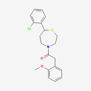 1-(7-(2-Chlorophenyl)-1,4-thiazepan-4-yl)-2-(2-methoxyphenyl)ethanone