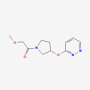 molecular formula C11H15N3O3 B2812774 2-Methoxy-1-(3-(pyridazin-3-yloxy)pyrrolidin-1-yl)ethanone CAS No. 2034367-00-3