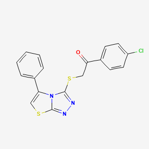 B2812902 1-(4-Chlorophenyl)-2-({5-phenyl-[1,2,4]triazolo[3,4-b][1,3]thiazol-3-yl}sulfanyl)ethan-1-one CAS No. 690961-60-5