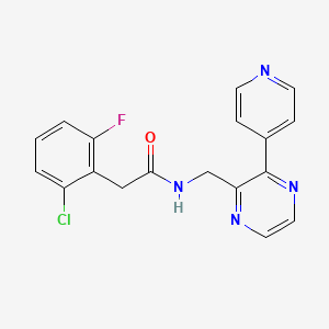 molecular formula C18H14ClFN4O B2813268 2-(2-氯-6-氟苯基)-N-{[3-(吡啶-4-基)吡嗪-2-基]甲基}乙酰胺 CAS No. 2097916-18-0