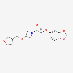 molecular formula C18H23NO6 B2814416 2-(苯并[d][1,3]二噁杂环[5-氧杂-2-基]氧基)-1-(3-((四氢呋喃-3-基)甲氧基)吖唑啉-1-基)丙酮 CAS No. 2319640-26-9