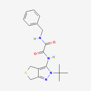 molecular formula C18H22N4O2S B2814507 N-benzyl-N'-(2-tert-butyl-4,6-dihydrothieno[3,4-c]pyrazol-3-yl)oxamide CAS No. 899952-56-8
