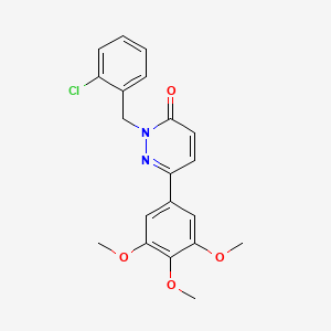 molecular formula C20H19ClN2O4 B2814663 2-[(2-氯苯甲基)-6-(3,4,5-三甲氧基苯基)吡啶并[3H]-酮 CAS No. 899739-98-1