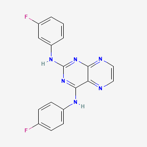 molecular formula C18H12F2N6 B2814866 (4-Fluorophenyl){2-[(3-fluorophenyl)amino]pteridin-4-yl}amine CAS No. 946242-43-9