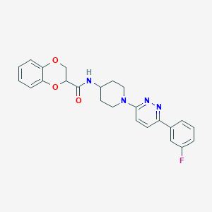 molecular formula C24H23FN4O3 B2814953 N-(1-(6-(3-氟苯基)吡嘧啶-3-基)哌啶-4-基)-2,3-二氢苯并[b][1,4]二噁烷-2-甲酰胺 CAS No. 1396759-87-7