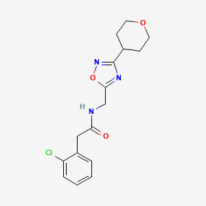 2-(2-chlorophenyl)-N-((3-(tetrahydro-2H-pyran-4-yl)-1,2,4-oxadiazol-5-yl)methyl)acetamide