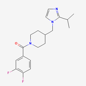 molecular formula C19H23F2N3O B2815413 (3,4-difluorophenyl)(4-((2-isopropyl-1H-imidazol-1-yl)methyl)piperidin-1-yl)methanone CAS No. 1334368-85-2