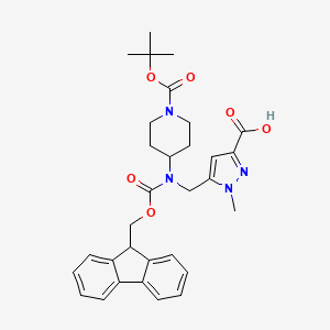 5-[[9H-Fluoren-9-ylmethoxycarbonyl-[1-[(2-methylpropan-2-yl)oxycarbonyl]piperidin-4-yl]amino]methyl]-1-methylpyrazole-3-carboxylic acid
