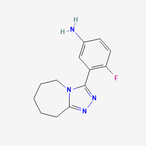 molecular formula C13H15FN4 B2815937 4-氟-3-{5H,6H,7H,8H,9H-[1,2,4]三唑并[4,3-a]氮杂环庚-3-基}苯胺 CAS No. 940242-26-2