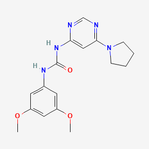 1-(3,5-Dimethoxyphenyl)-3-(6-(pyrrolidin-1-yl)pyrimidin-4-yl)urea