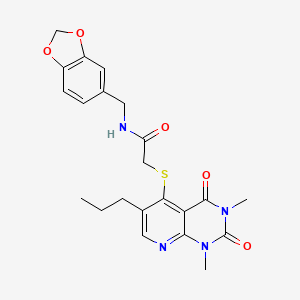 molecular formula C22H24N4O5S B2816132 N-(苯并[d][1,3]二噁英-5-基甲基)-2-((1,3-二甲基-2,4-二氧代-6-丙基-1,2,3,4-四氢吡啶并[2,3-d]嘧啶-5-基)硫)乙酰胺 CAS No. 942002-34-8