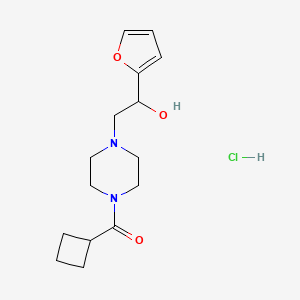 molecular formula C15H23ClN2O3 B2816368 环丁基(4-(2-(呋喃-2-基)-2-羟基乙基)哌嗪-1-基)甲酮盐酸盐 CAS No. 1396875-19-6