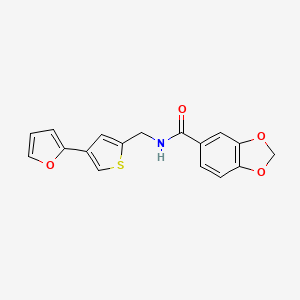 molecular formula C17H13NO4S B2816705 N-[[4-(Furan-2-yl)thiophen-2-yl]methyl]-1,3-benzodioxole-5-carboxamide CAS No. 2379985-58-5
