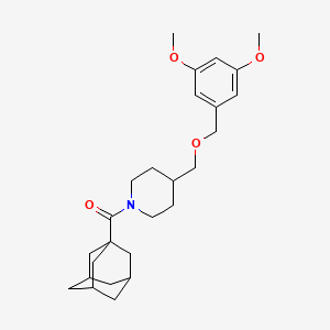 molecular formula C26H37NO4 B2818148 (3r,5r,7r)-孔雀石-1-基(4-(((3,5-二甲氧基苯甲基)氧基)甲基哌啶-1-基)甲酮 CAS No. 1396556-30-1