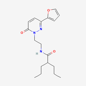 molecular formula C18H25N3O3 B2819051 N-(2-(3-(furan-2-yl)-6-oxopyridazin-1(6H)-yl)ethyl)-2-propylpentanamide CAS No. 946365-44-2