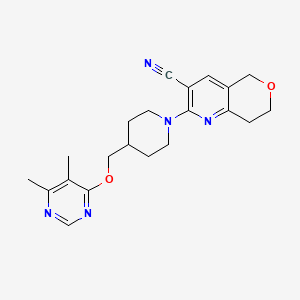 molecular formula C21H25N5O2 B2819582 2-(4-(((5,6-dimethylpyrimidin-4-yl)oxy)methyl)piperidin-1-yl)-7,8-dihydro-5H-pyrano[4,3-b]pyridine-3-carbonitrile CAS No. 2309188-04-1