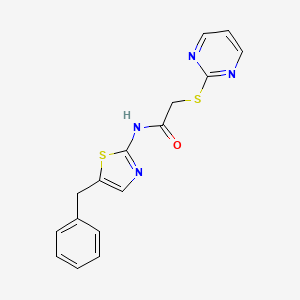 molecular formula C16H14N4OS2 B2819856 N-(5-苄基-1,3-噻唑-2-基)-2-嘧啶-2-基硫代乙酰胺 CAS No. 842970-63-2