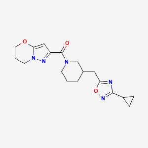 molecular formula C18H23N5O3 B2820156 (3-((3-cyclopropyl-1,2,4-oxadiazol-5-yl)methyl)piperidin-1-yl)(6,7-dihydro-5H-pyrazolo[5,1-b][1,3]oxazin-2-yl)methanone CAS No. 1705772-20-8