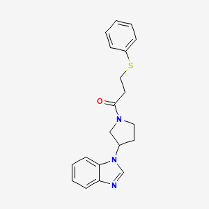 1-(3-(1H-benzo[d]imidazol-1-yl)pyrrolidin-1-yl)-3-(phenylthio)propan-1-one
