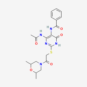 molecular formula C21H25N5O5S B2820521 N-(4-acetamido-2-((2-(2,6-dimethylmorpholino)-2-oxoethyl)thio)-6-oxo-1,6-dihydropyrimidin-5-yl)benzamide CAS No. 872608-64-5