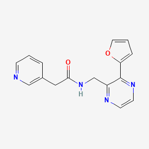 molecular formula C16H14N4O2 B2821839 N-((3-(furan-2-yl)pyrazin-2-yl)methyl)-2-(pyridin-3-yl)acetamide CAS No. 2034300-95-1