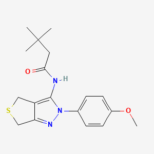 B2822370 N-[2-(4-methoxyphenyl)-4,6-dihydrothieno[3,4-c]pyrazol-3-yl]-3,3-dimethylbutanamide CAS No. 893940-31-3