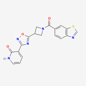 molecular formula C18H13N5O3S B2822505 3-(5-(1-(benzo[d]thiazole-6-carbonyl)azetidin-3-yl)-1,2,4-oxadiazol-3-yl)pyridin-2(1H)-one CAS No. 1396750-19-8