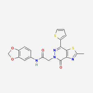 molecular formula C19H14N4O4S2 B2823086 N-(苯并[d][1,3]二噁英-5-基)-2-(2-甲基-4-氧代-7-(噻吩-2-基)噻唑并[4,5-d]吡啶-5(4H)-基)乙酰胺 CAS No. 941968-92-9