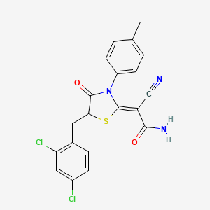 molecular formula C20H15Cl2N3O2S B2823509 (Z)-2-cyano-2-(5-(2,4-dichlorobenzyl)-4-oxo-3-(p-tolyl)thiazolidin-2-ylidene)acetamide CAS No. 786675-63-6