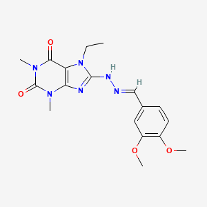 molecular formula C18H22N6O4 B2823630 (E)-8-(2-(3,4-二甲氧基苯甲亚甲基)肼基)-7-乙基-1,3-二甲基-1H-嘧啶-2,6(3H,7H)-二酮 CAS No. 375352-70-8