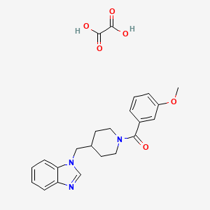 molecular formula C23H25N3O6 B2823681 (4-((1H-苯并[d]咪唑-1-基)甲基)哌啶-1-基)(3-甲氧基苯基)甲酮草酸盐 CAS No. 1351615-05-8