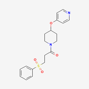molecular formula C19H22N2O4S B2824625 3-(苯基磺酰)-1-(4-(吡啶-4-氧基)哌啶-1-基)丙酮 CAS No. 2034364-73-1