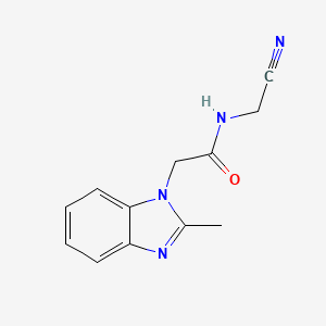molecular formula C12H12N4O B2824660 N-(Cyanomethyl)-2-(2-methylbenzimidazol-1-yl)acetamide CAS No. 1468586-56-2