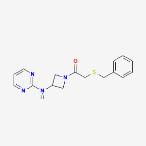 molecular formula C16H18N4OS B2824661 2-(苄硫基)-1-(3-(嘧啶-2-基氨基)吖唑啉-1-基)乙酮 CAS No. 2034285-22-6