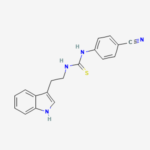 molecular formula C18H16N4S B2824781 1-(4-氰基苯基)-3-[2-(1H-吲哚-3-基)乙基]硫脲 CAS No. 1023556-71-9