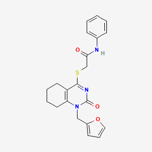 molecular formula C21H21N3O3S B2824816 2-((1-(呋喃-2-基甲基)-2-氧代-1,2,5,6,7,8-六氢喹唑啉-4-基)硫)-N-苯基乙酰胺 CAS No. 899954-71-3